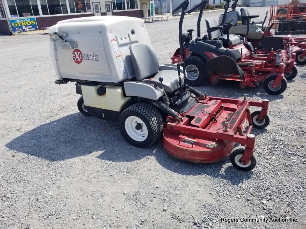 Exmark Navigator Sero Turn Mower
