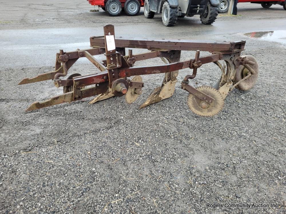 3 Bottom Quick Attach Farmall Plow