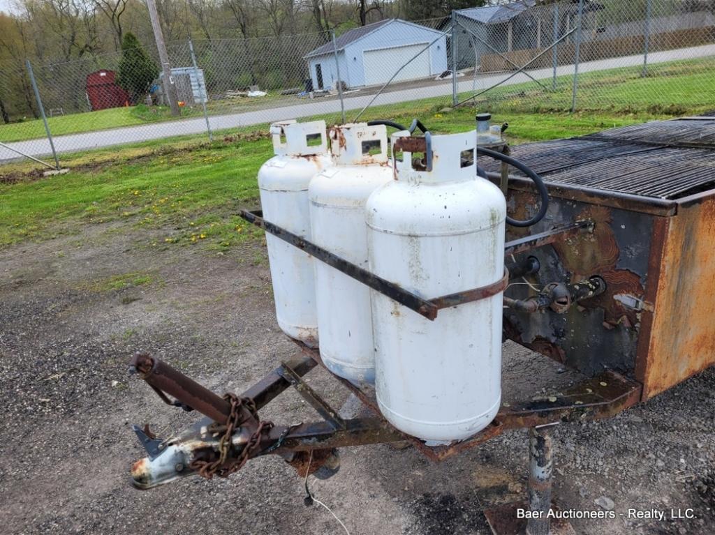 17' Portable Lavarock Grill Trailer