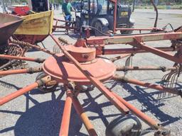 Niemeyer Hay Rake