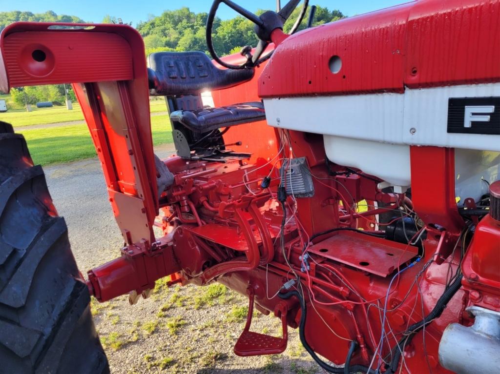 Farmall 504 Tractor - Modified