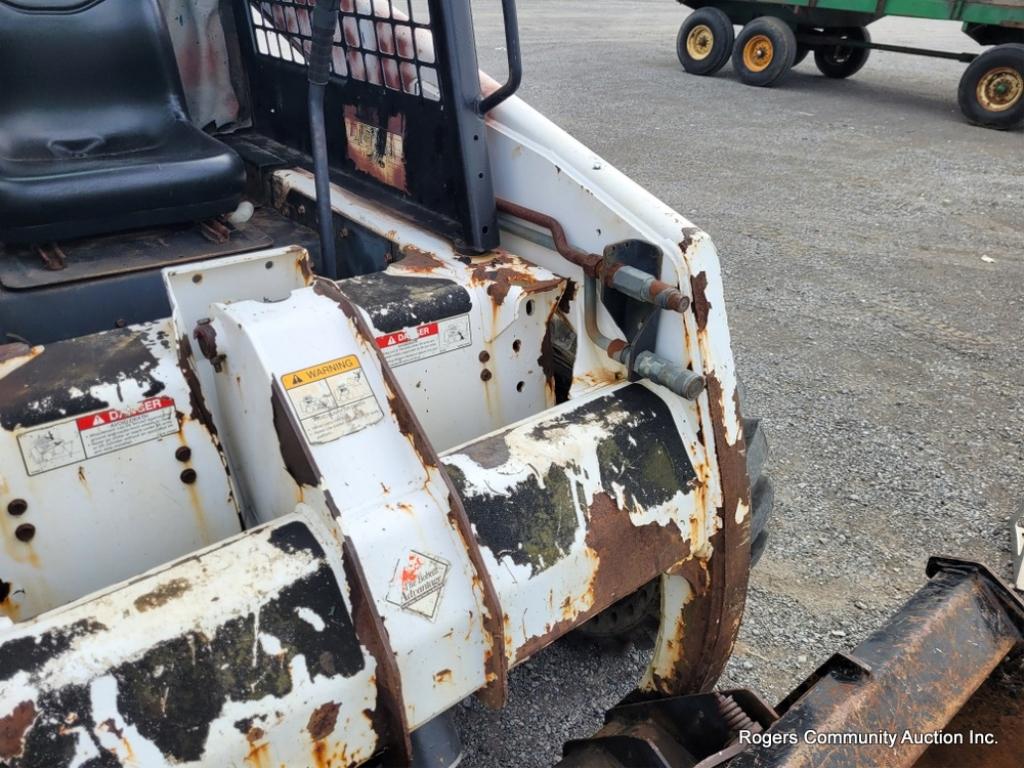 Bobcat 863 Skid Loader