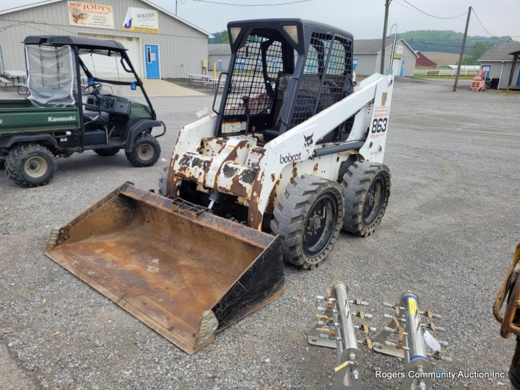 Bobcat 863 Skid Loader