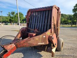 International 241 Round Baler