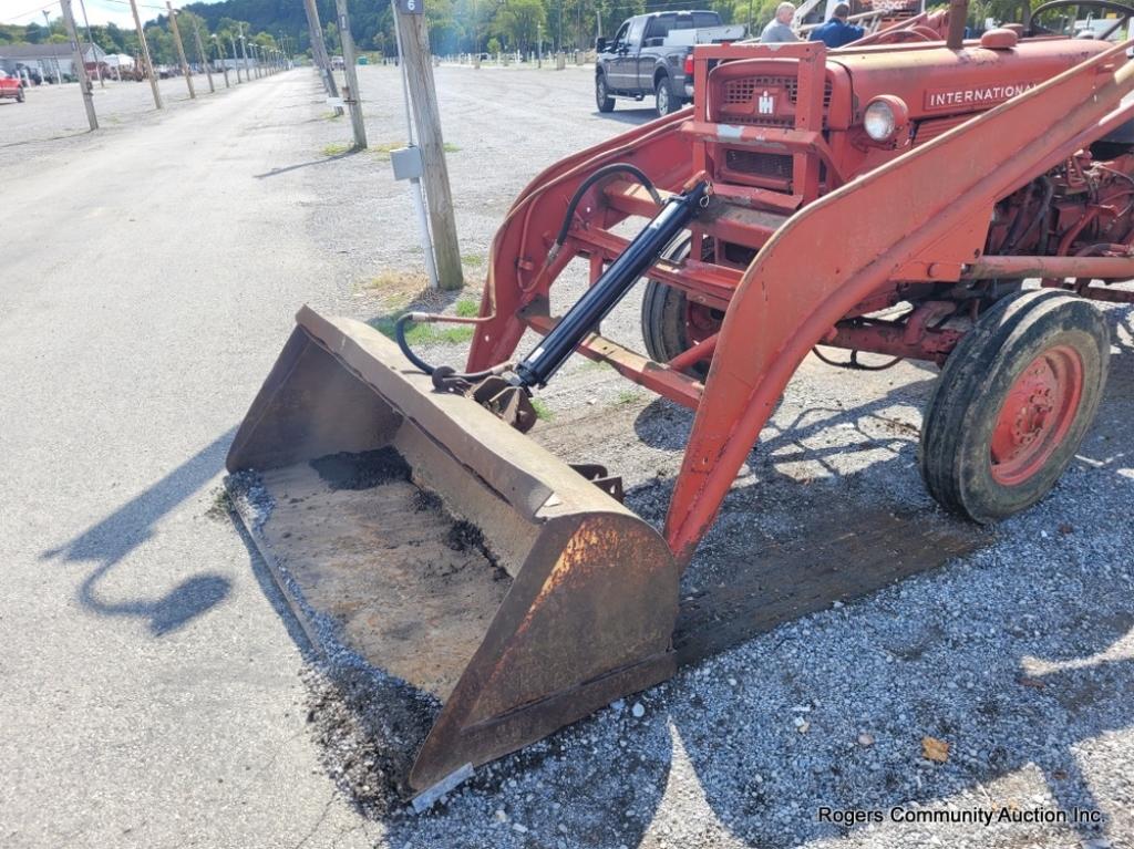 International 240 Gas Tractor W/ Loader