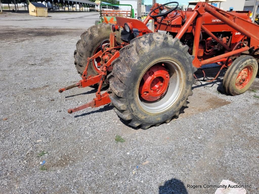 International 240 Gas Tractor W/ Loader