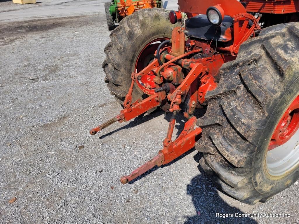 International 240 Gas Tractor W/ Loader