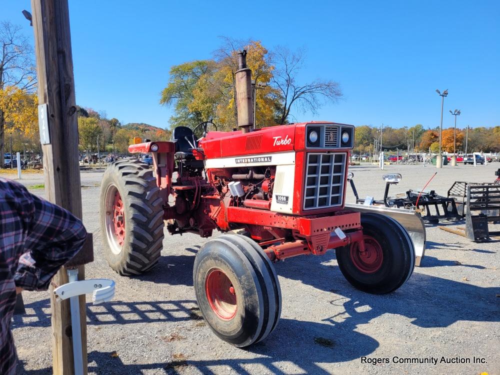 International 1066 Diesel Tractor