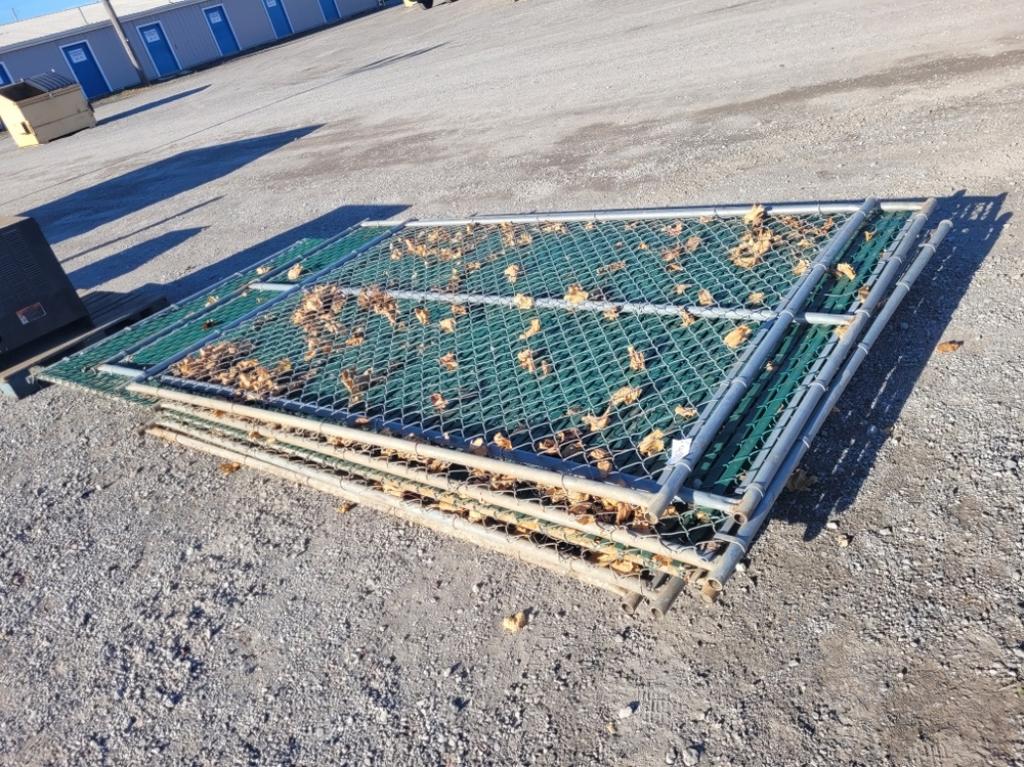 9 Chainlink Fence Panels