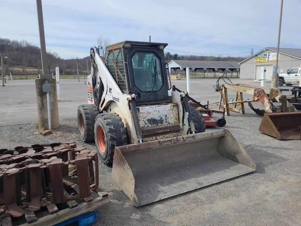 Bobcat 873 Skid Loader