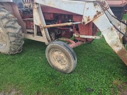 International 444 Gas Tractor Tractor w/ Loader