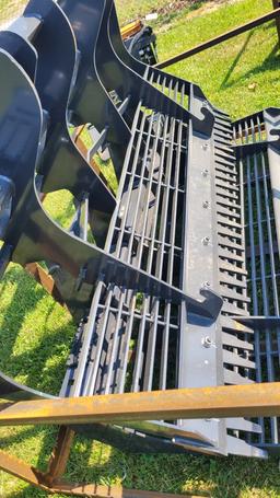 Wolverine Land Sculpture Attachment