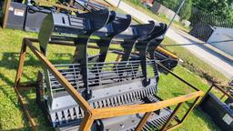 Wolverine Land Sculpture Attachment