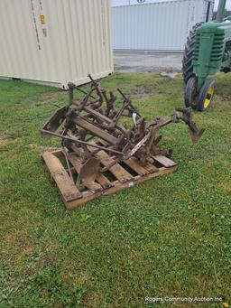John Deere Cultivators