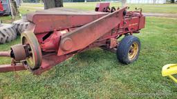 New Holland 273 Hayliner Square Baler
