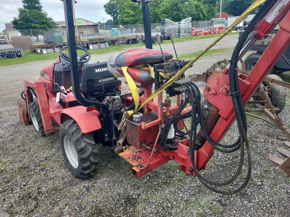 Honda 5518 Gas Tractor w/ Loader & Backhoe