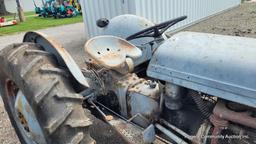 T030 Massey Ferguson - 30 HP - Approx. 1950