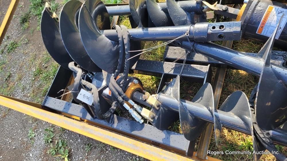 Skid Steer Auger Attachment w/ 2 Bits