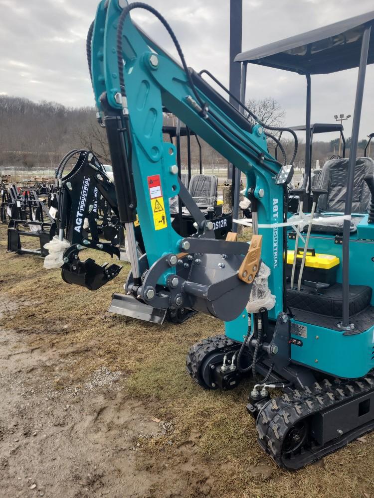 AGT H15 Mini Excavator