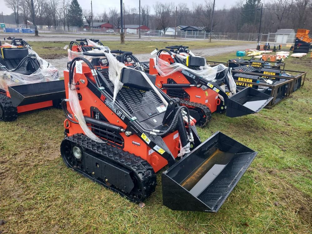 AGT LRT23 Mini Skid Loader