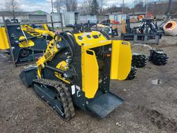 Roda RD380L Mini Skid Loader