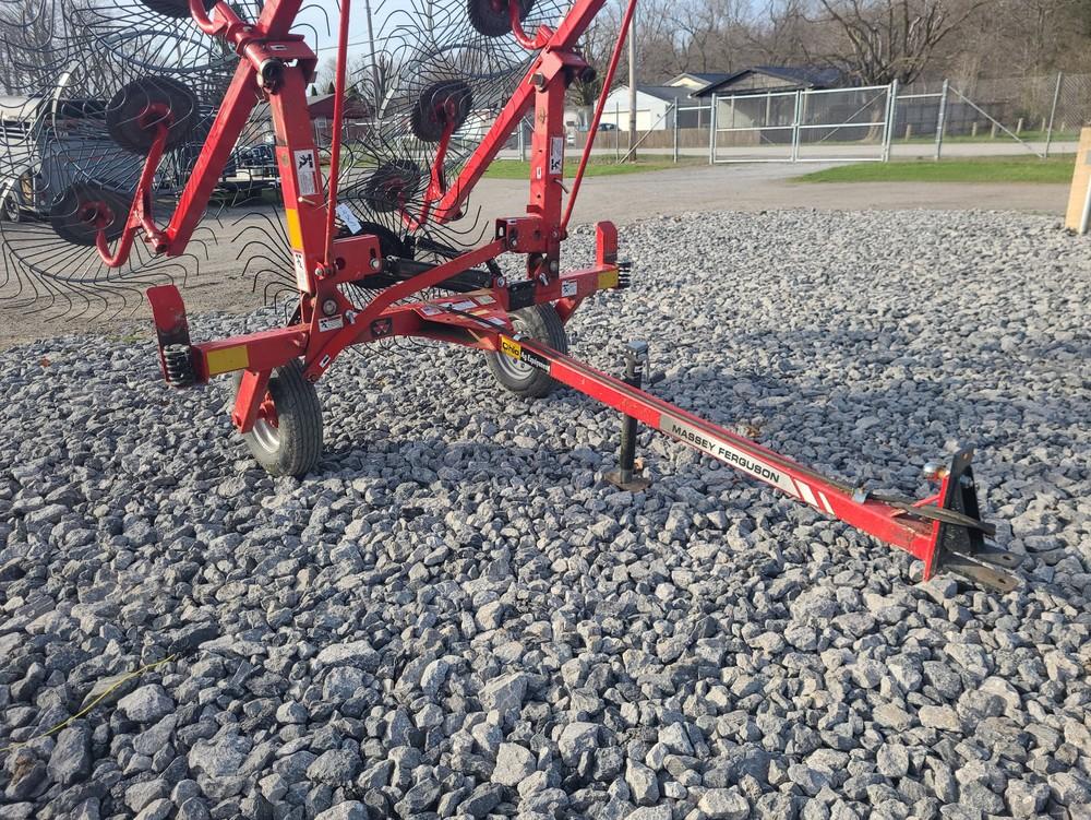 Massey Ferguson 1510 10 Wheel Hay Rake