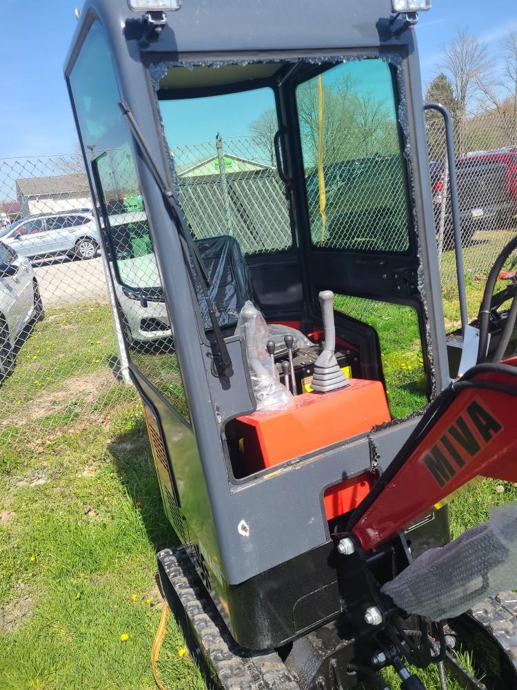 Red Miva VA13C Mini Excavator w/ Thumb - Busted Front Window