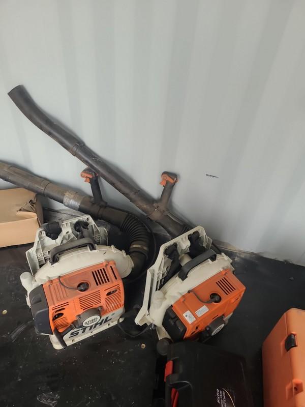 Stihl BR400 Back Pack Blower - Works