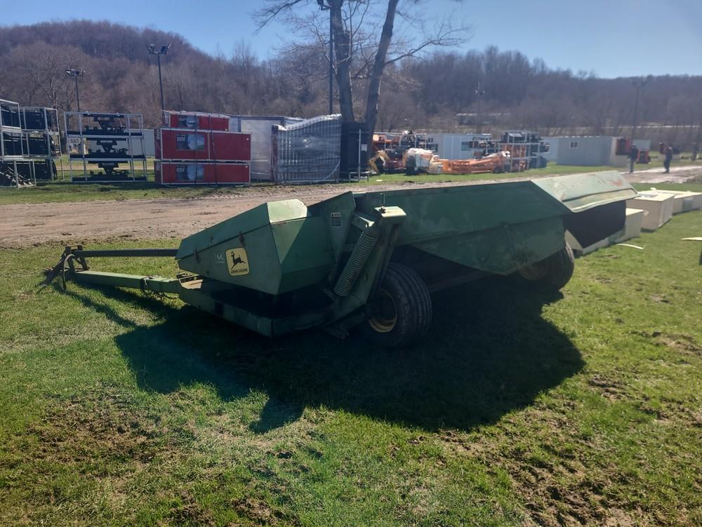 John Deere 9' Haybine