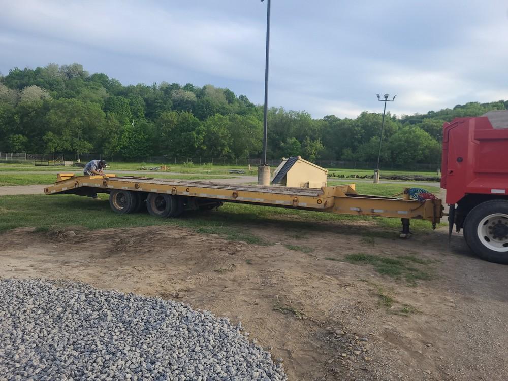 1997 Eager Beaver 20 ton Trailer