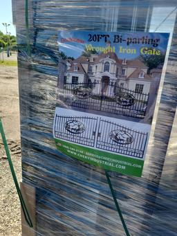 20' Bi-Parting Driveway Gates w/ Deer Scene