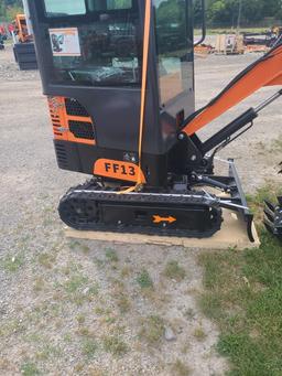 FF Ind. FF13 Mini Excavator w/ Full Cab