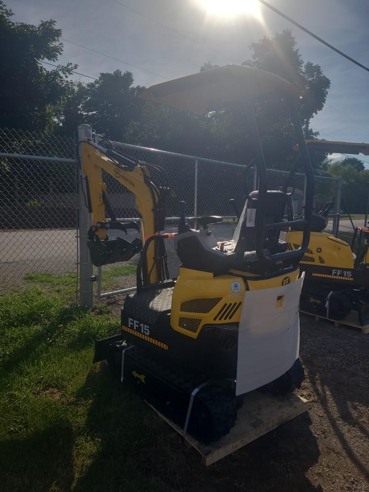 FF Ind. FF15 Mini Excavator w/ Canopy