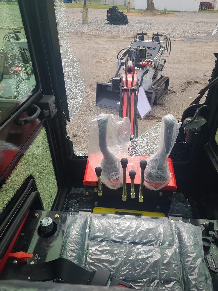 Miva VA13C Mini Excavator w/ Full Cab - Front and Rear Glass Broken