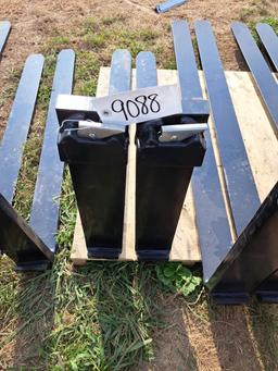 Pair of 42" forks