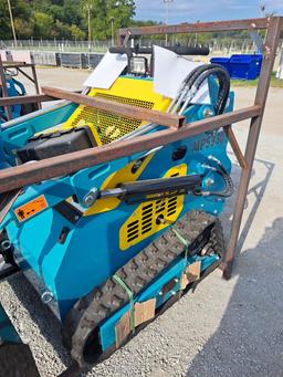 Machpro MPS330 Skid Loader
