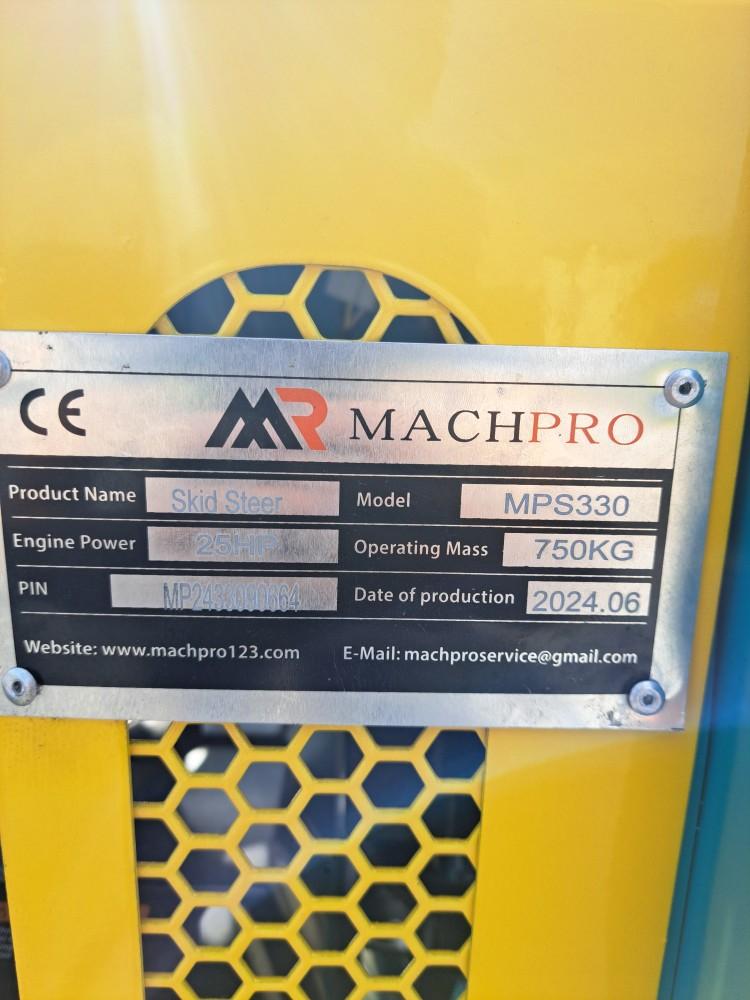 Machpro MPS330 Skid Loader