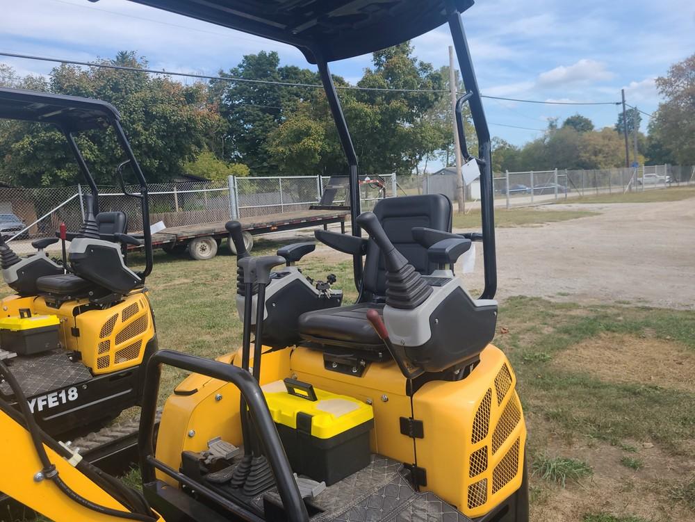 Infront YFE18 Mini Excavator w/ Pilot Controls & Canopy