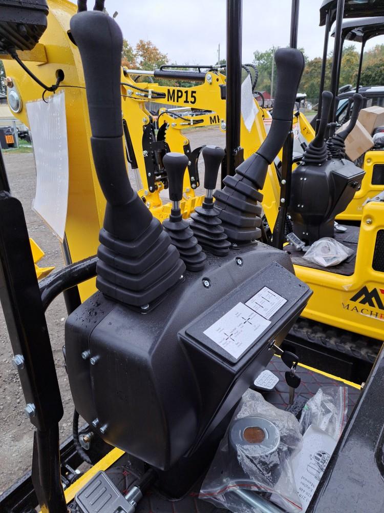 Machpro MP15 Mini Excavator w/ Thumb