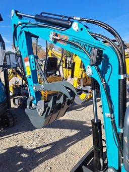 AGT LS15R Mini Excavator w/ Thumb