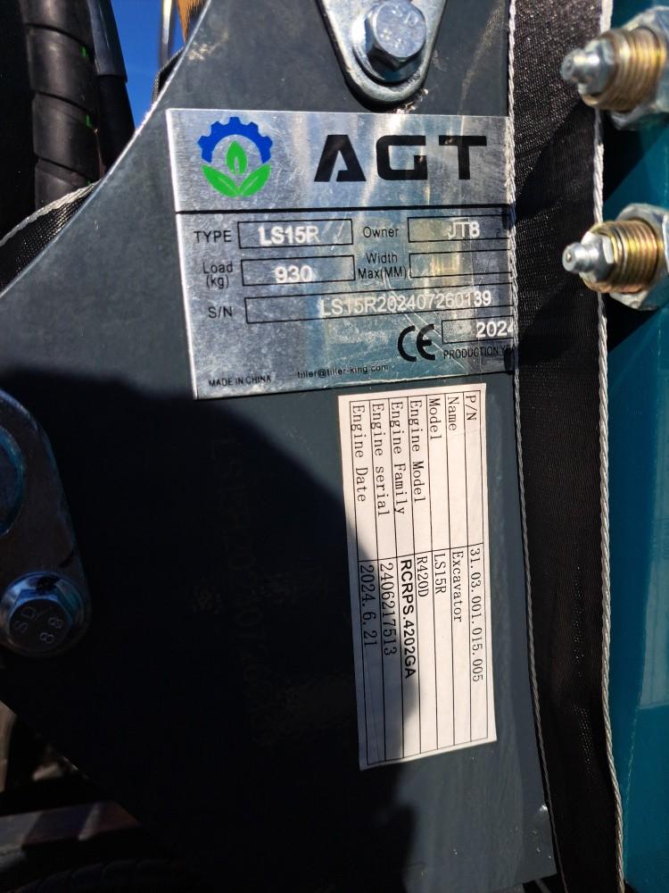 AGT LS15R Mini Excavator w/ Thumb