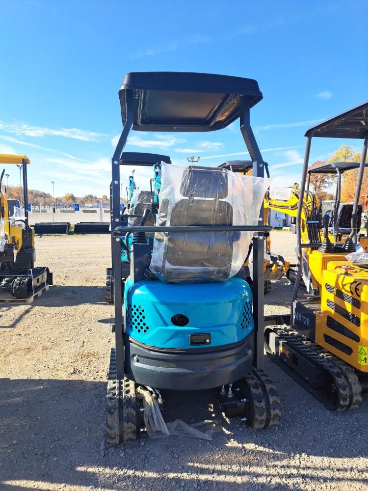 AGT LS15R Mini Excavator w/ Thumb