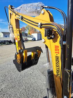 AGT H12R Mini Excavator w/ Thumb