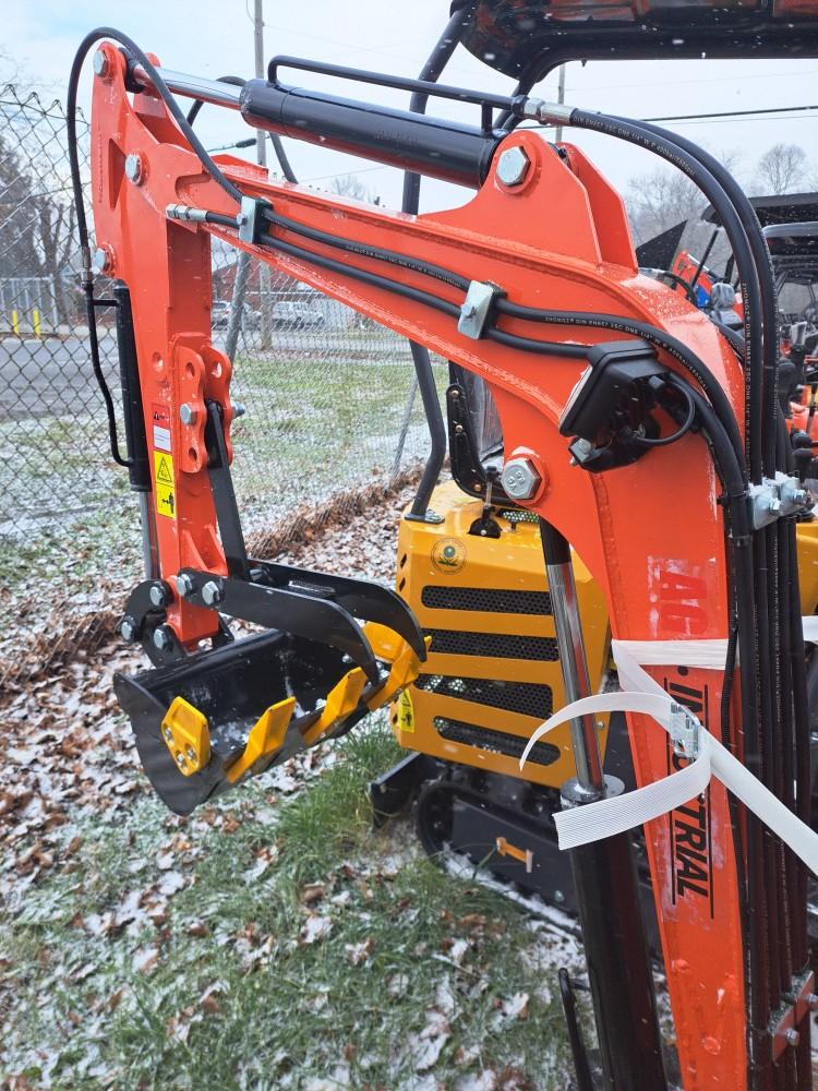AGT WH12-R Mini Excavator w/ Canopy, Thumb & Blade