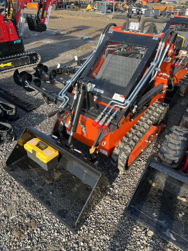 Future FT36C Mini Skid Loader