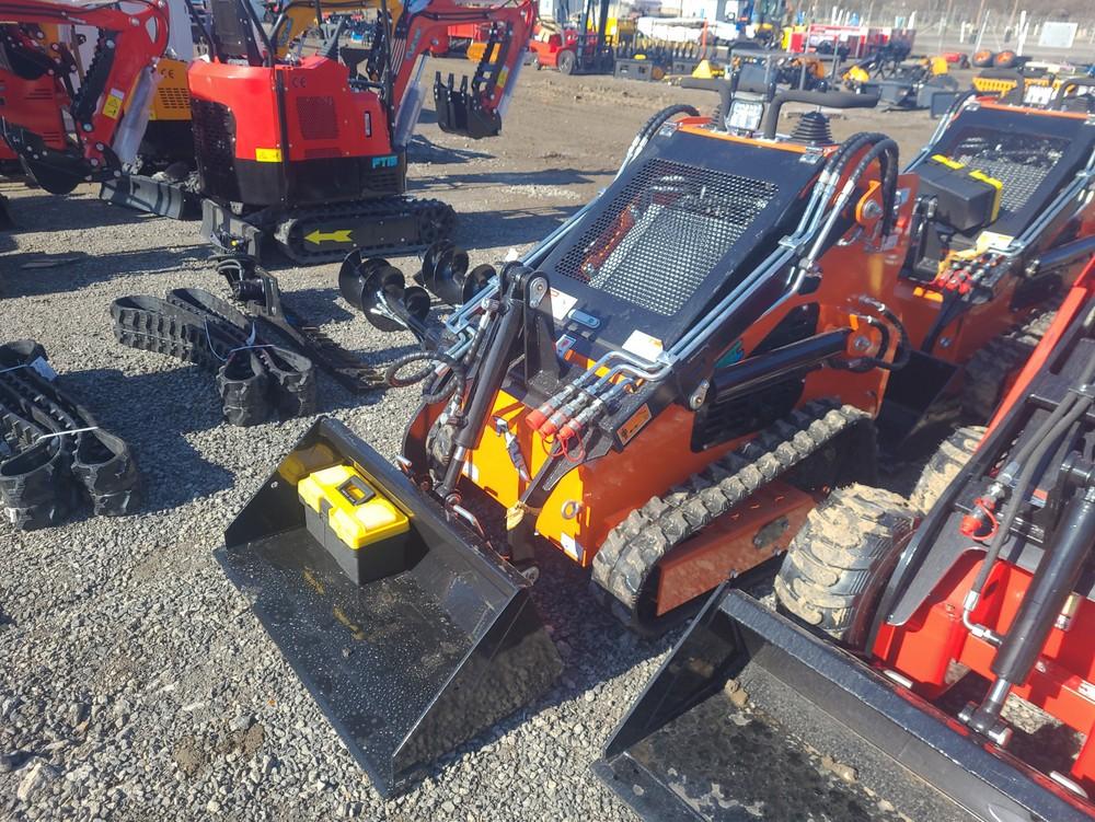 Future FT36C Mini Skid Loader