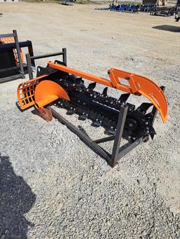 Future FT-X380 Mini Skid Loader Trencher
