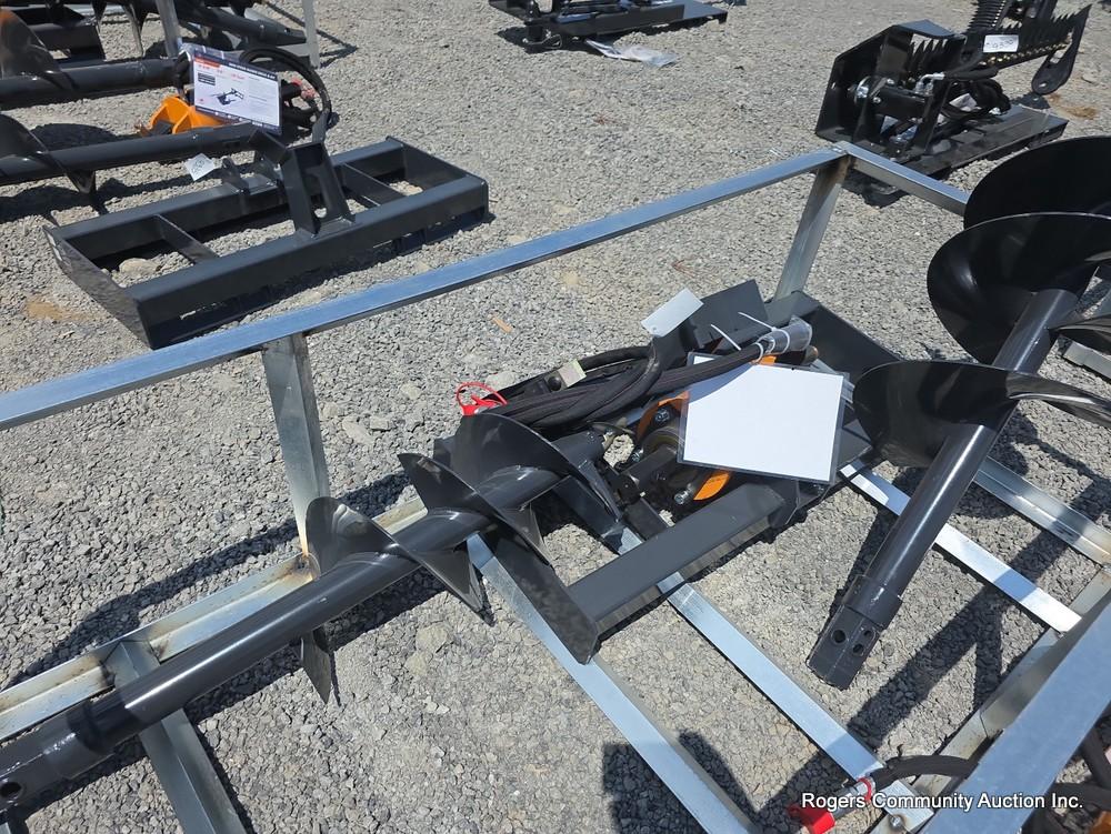 Wolverine Skid Loader Auger w/ 12" & 18" Bits