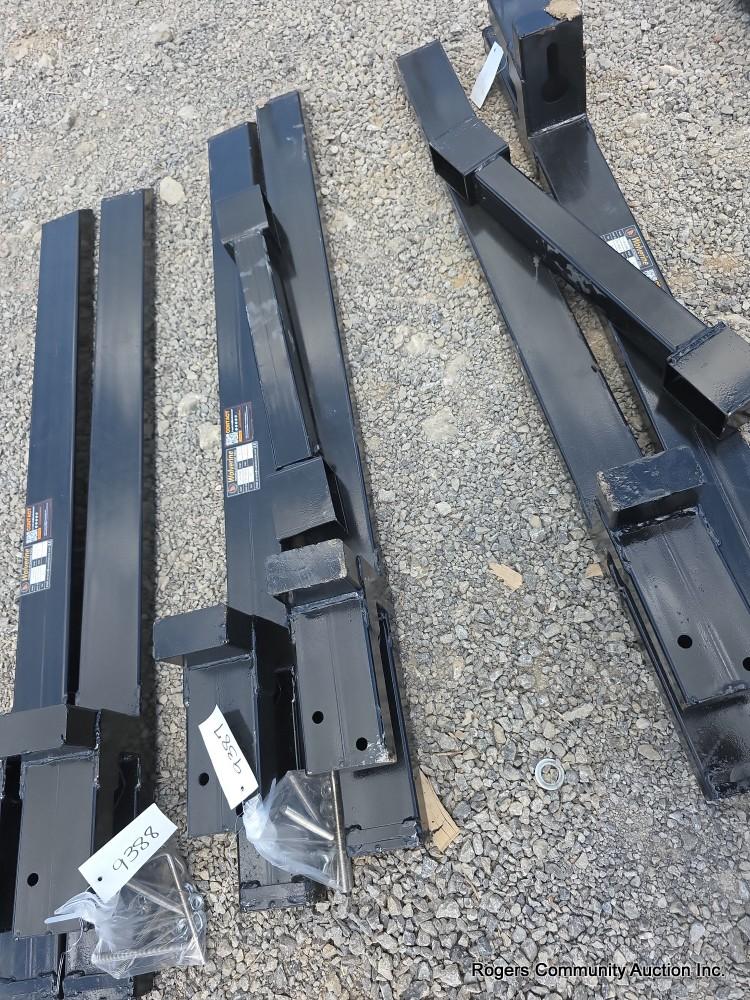 Wolverine Adjustable Clamp on Pallet Forks