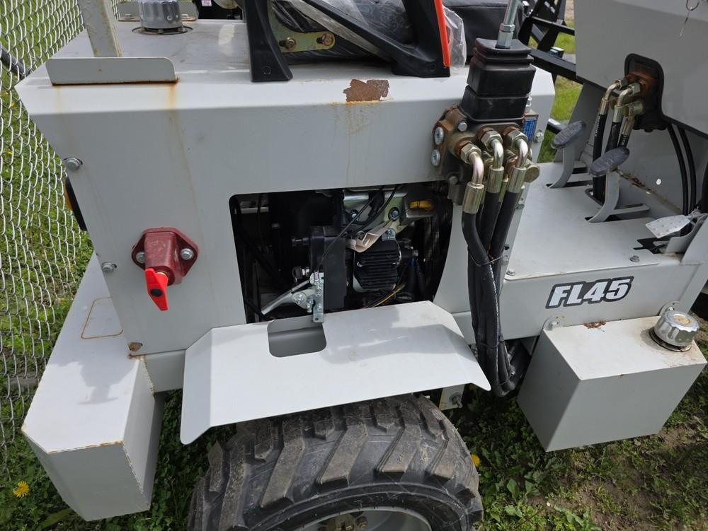 Fland FL45 Mini Articulating Payloader